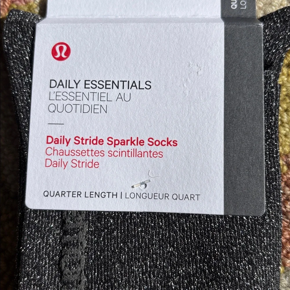 Lululemon NWT Daily Stride Sparkle Socks Black Moon/ Silver glimmer Medium